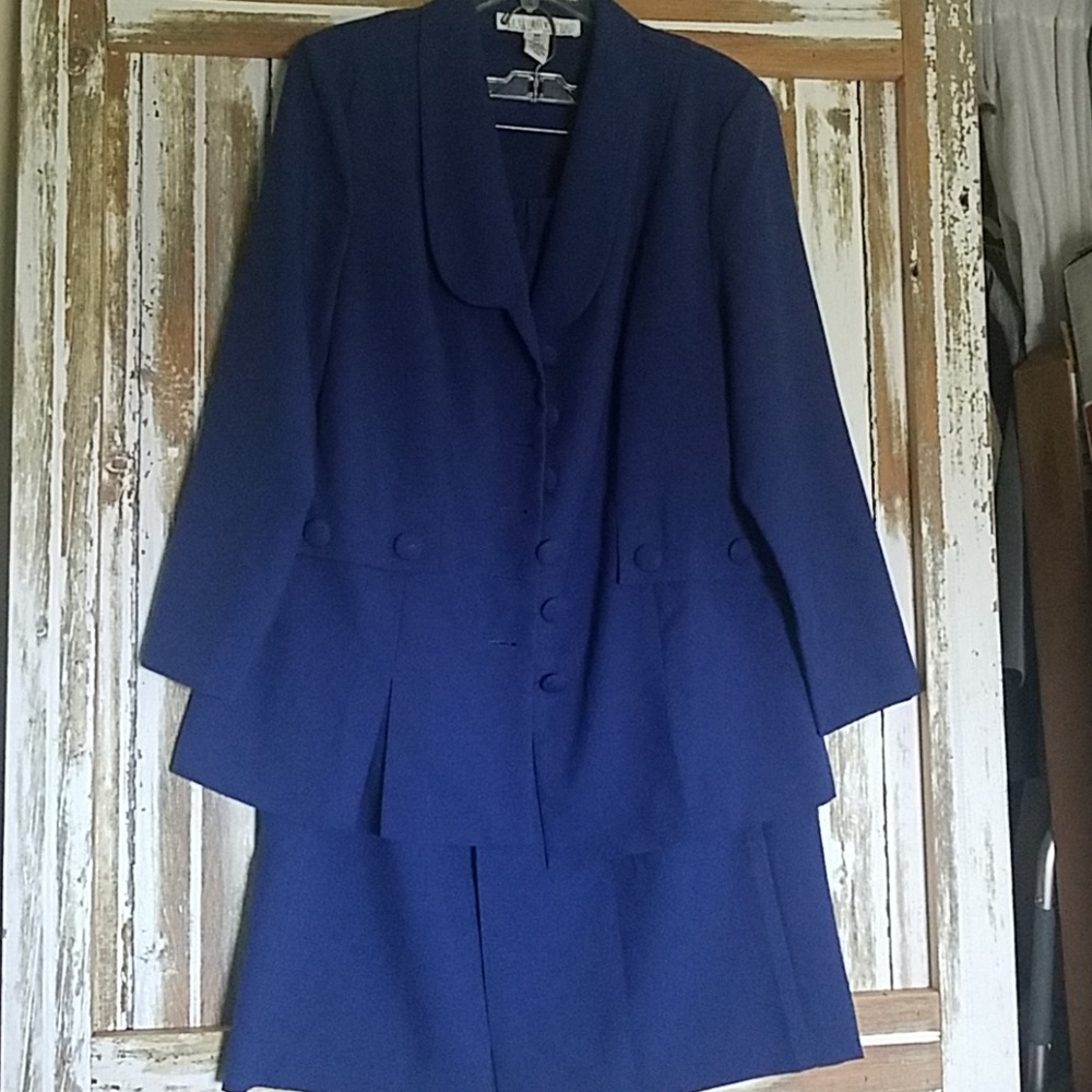 Career skirt set